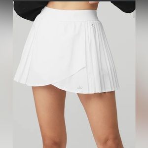 Alo yoga ace tennis skirt new without tag
